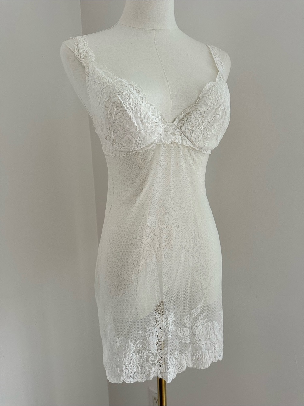La Perla Elegant White  Lace Chemise - Picture 5 of 9
